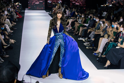 MR CRAZY AND LADY SEXY CHÀO SÂN AVIFW 2020 VỚI BỘ SƯU TẬP CHO NHỮNG NGƯỜI PHỤ NỮ KHÔNG TUỔI