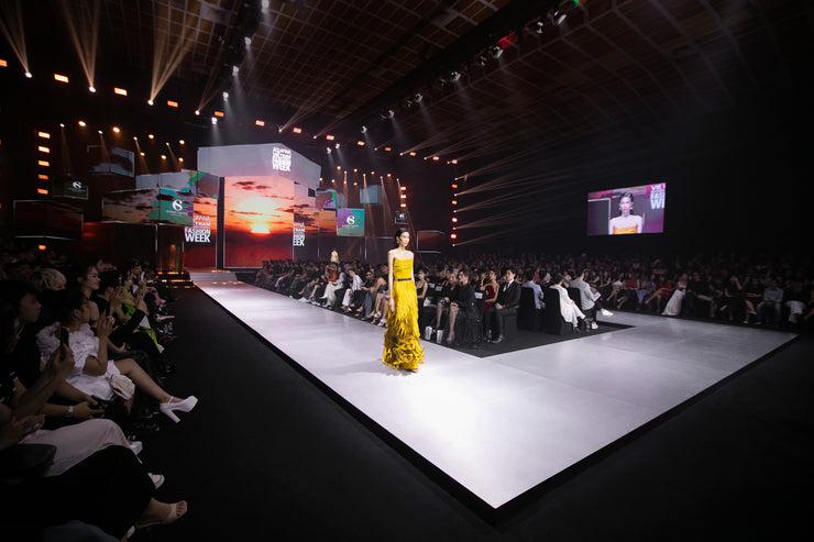 Váy Phượng Hoàng