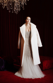 Áo khoác công chúa màu trắng