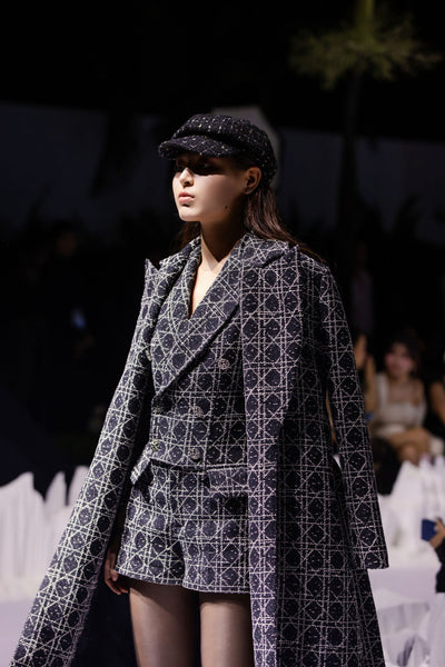 Bộ đồ liền thân băng sang trọng