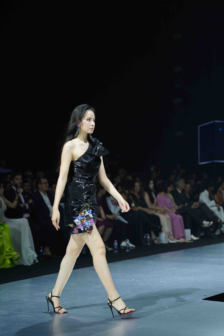 Váy bầu trời đêm