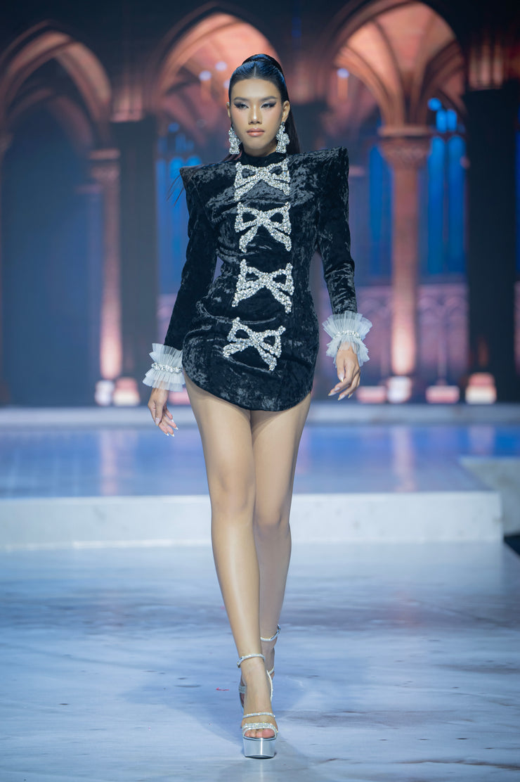 Váy công nương đen