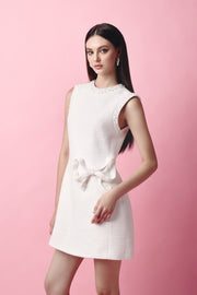 Váy ngọc trai trắng