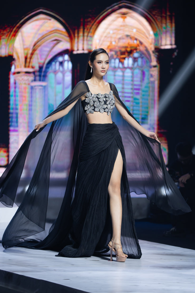 Áo bralette Dark Ice kèm áo choàng